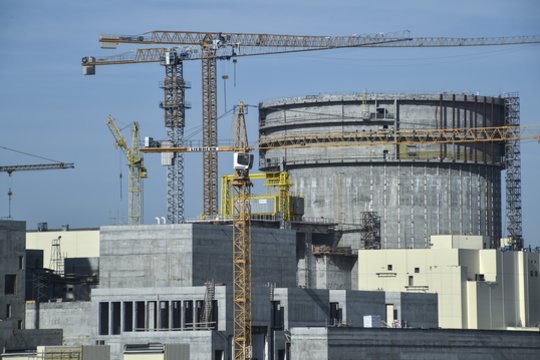 Baltarusijoje priimtas sprendimas statyti trečią Astravo AE bloką