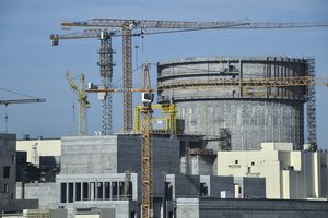 Baltarusijoje priimtas sprendimas statyti trečią Astravo AE bloką