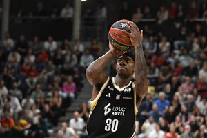 G. Watsono šūviai paskandino „Partizan“