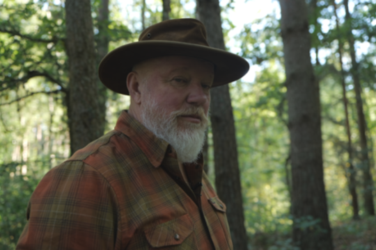 Vytaras Radzevičius skrybėlę iškeitė į baltą šalmą: „Čia – elitinis sluoksnis“