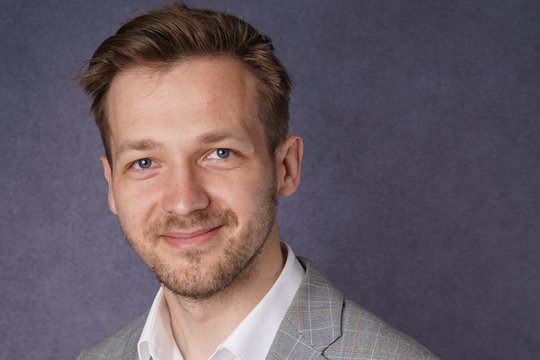 Haroldas Maselis. Bausti ar tartis, rėkti ar žaisti