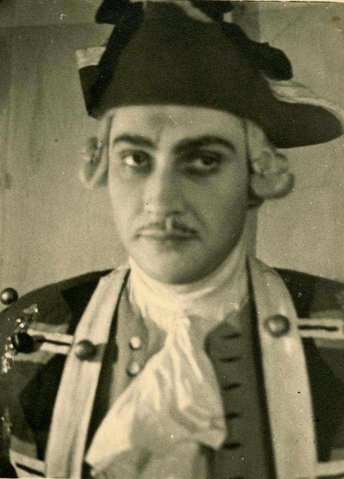 J. Rudzinskas – Seržantas. Adolphe d’Ennery, Eugene Cormon „Teismo klaida“. Režisierius –Juozas Stanulis, dailininkas – Gerardas Bagdonavičius. Valstybės teatro Šiaulių-Klaipėdos skyrius. Premjera – 1932 11 3.0