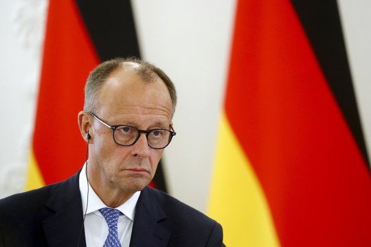 Vokietija naikina ginklų eksporto į Izraelį apribojimus