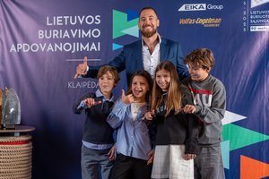 Klaipėdoje apdovanoti geriausi metų buriuotojai: sužibėjo jaunoji karta