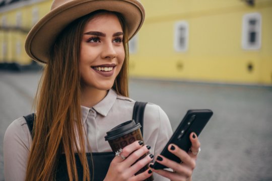 Pokalbis su visažiniu gidu kišenėje: asmeninės ekskursijos gimtajame mieste