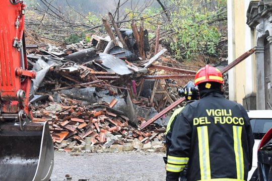 Išėjo aplankyti kaimyno, o namo nebegrįžo: stichija Italijos miestelyje sukrėtė bendruomenę