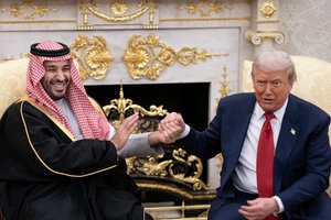 Saudo Arabijos sosto įpėdinis pažadėjo Trumpui 1 trln. dolerių investicijų