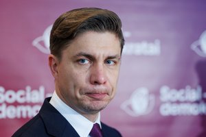 STT pradėjus informacijos patikslinimą – M. Sinkevičiaus žinia