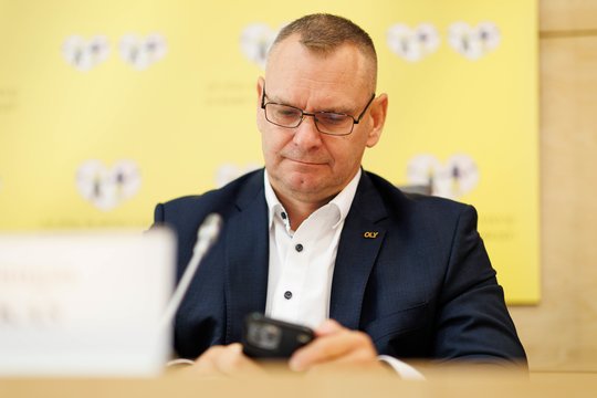 Auditas negailestingai smogė NSA direktoriui M. Špokui – į paviršių „išplaukė“ 10 keistų projektų ir įgaliojimų viršijimas