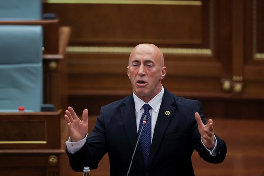 Kosove nepavyko suformuoti vyriausybės, gresia pirmalaikiai rinkimai