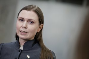 D. Šakalienei neleista grįžti į NSGK