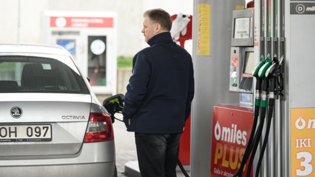 Svarsto, kaip didėjant mokesčiams išvengti skausmingų praradimų: siūlo atsižvelgti į Prancūzijos pavyzdį