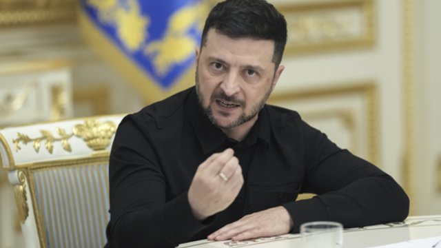 Be 28 punktų plano – dar vienas dokumentas Ukrainai: užsiminė apie saugumo garantijas, panašias į NATO