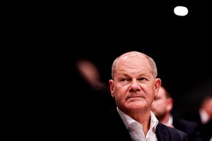 Buvęs Vokietijos kancleris O. Scholzas liudys tyrimo komitete dėl „Nord Stream 2“ statybos