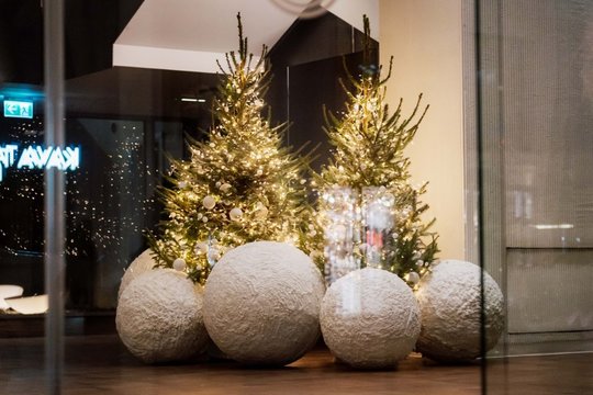 Pasižvalgykite: Paupys puošiasi šventėms