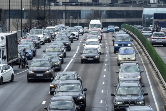 Prigavo antrą kartą – net 600 vairuotojų teko „padžiauti“ teises