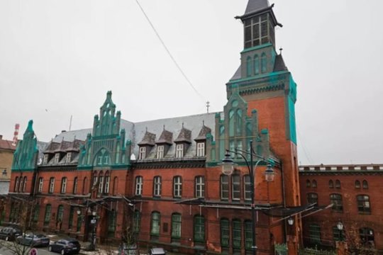 Ministerija meta Klaipėdos paštą miestui: dovana ar bomba?