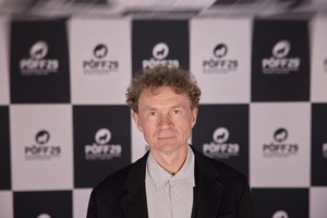 Taline įvyko pasaulinė Igno Jonyno filmo „Siena“ premjera: žiūrovų klausimai apie sienas ir kontrabandą šiandien