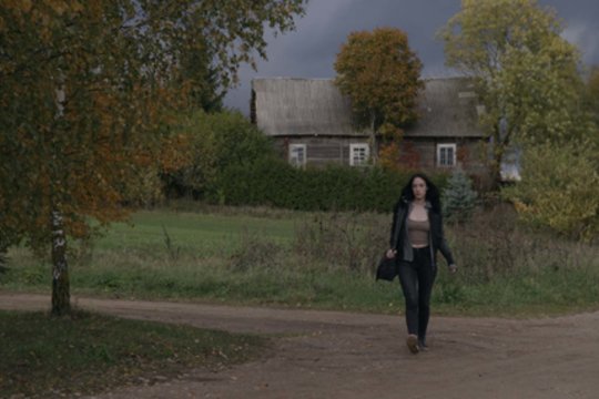 Žiūrovus sukrėtęs naujasis Šarūno Barto filmas „Apsilankymas namuose” – kino teatruose