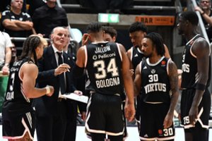 Vieninteliai tokie Eurolygoje: masinių protestų pažymėtame mače – „Virtus“ pergalė