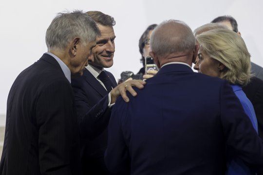 Iš G20 šalių lyderių – raginimas dėl taikos Ukrainoje ir perspėjimas dėl politinių lūžių