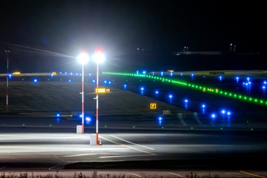 Vilniaus oro uosto darbas stabdytas ir naktį: kas žinoma