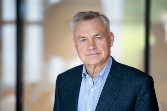 Robertas Dargis. Stipri šalis prasideda ne nuo diplomų, o nuo gebėjimų