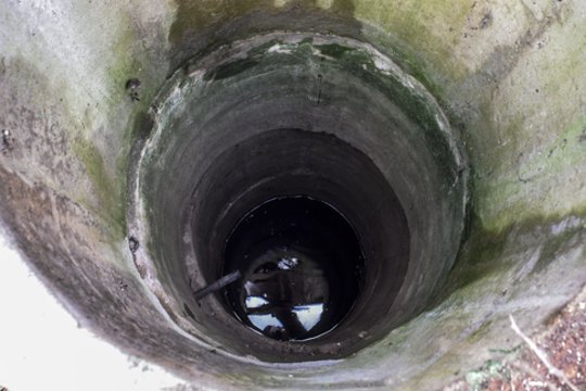 Anykščių rajone į šulinį įkrito vyras – į pagalbą suskubo ugniagesiai