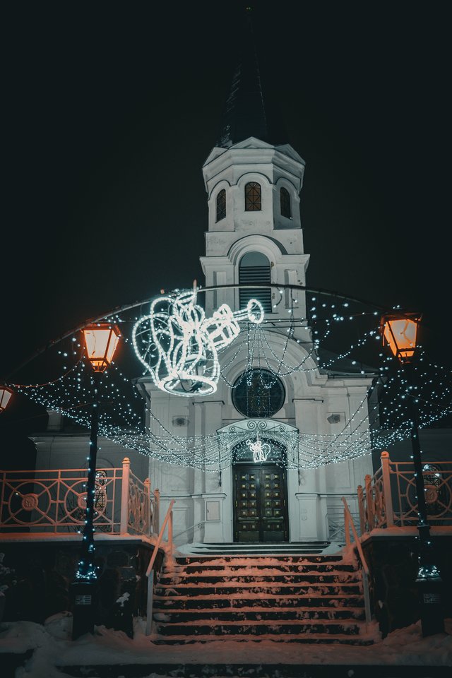 Gruodžio 6 d. Žemaitijos sostinė Telšiai prisipildys šventinio šurmulio: švęsime miesto gimtadienį bei įžiebdami Kalėdų eglę pasitiksime gražiausias metų šventes.