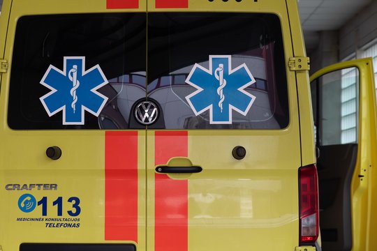 Tragedija Panevėžio r.: namų kieme žemės užgriuvo vyrą, jis žuvo