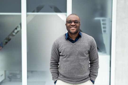 Mokslininkas iš Nigerijos Lietuvoje bulvių lupenas verčia bioplastiku