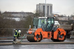 Vyriausybė – už siūlymą 11 mln. eurų didinti „Kelių priežiūros“ finansavimą