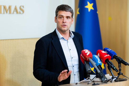 R. Žemaitaitis toliau žarsto kaltinimus K. Budriui: visi turime srėbti košę