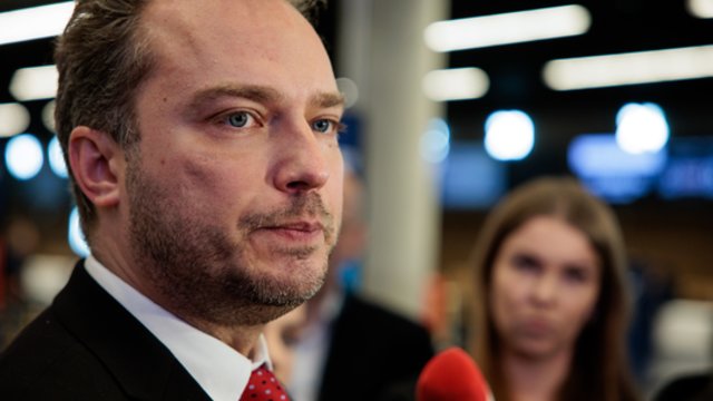 Naujausios detalės apie Vilniaus oro uoste nuslydusį lėktuvą: atsakė, kada atnaujins darbą