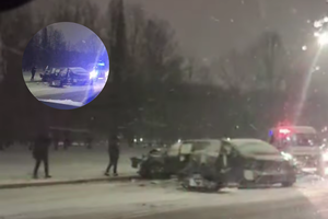 Iškritęs sniegas apsunkino eismą Kaune: į avariją pateko autobusas, susidūrė du „Toyota“ markės automobiliai