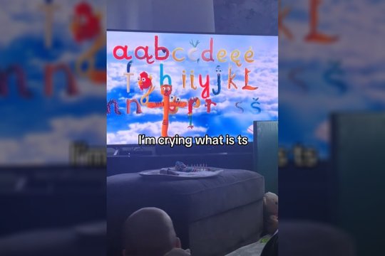 Lietuviškos abėcėlės filmukas vaikams šiurpina ir juokina pasaulį: „Aš verkiu, kas čia?“