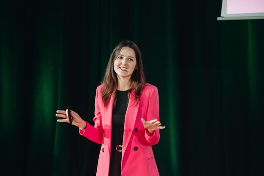 „Urbanfood“: šeimos verslas, greiti šaltibarščiai ir drąsa pasirodyti „Ryklių“ laidoje