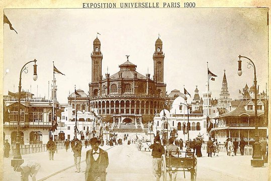 Šalies istorijos atodangos – meno kūriniuose