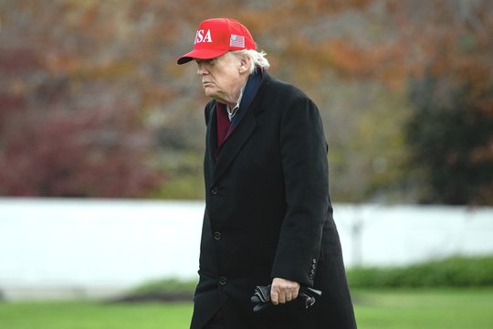 D. Trumpas teigia planuojantis visam laikui stabdyti migraciją iš visų Trečiojo pasaulio šalių