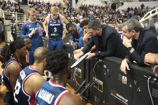 Pergalę lietuviams į rankas atidavę britai negalėjo tuo patikėti: „Skausmas“