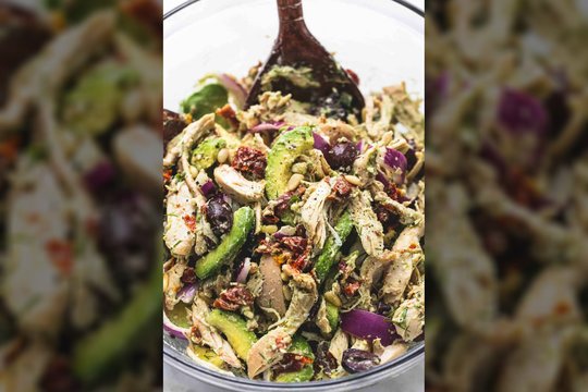 Šios gaivios ir sočios salotos taps tikru švenčių atradimu ir iššūkiu net baltajai mišrainei