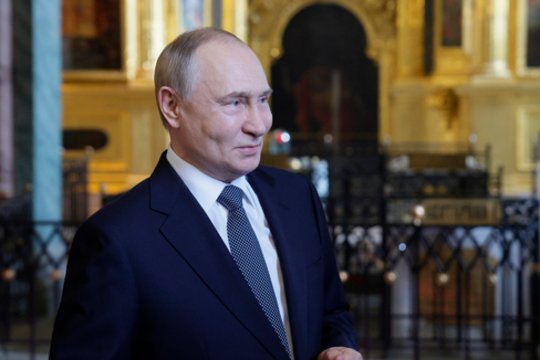 Kremliaus kuluaruose – kritika V. Putino karui Ukrainoje