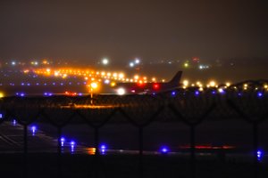 Ribojimai panaikinti – Vilniaus oro uostas atnaujino darbą