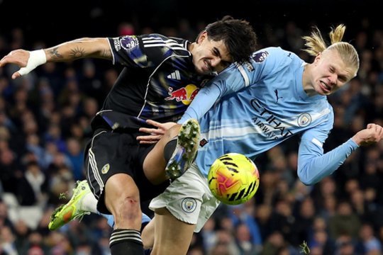 „Manchester City“ tik pridėto laiko metu palaužė „Leeds United“