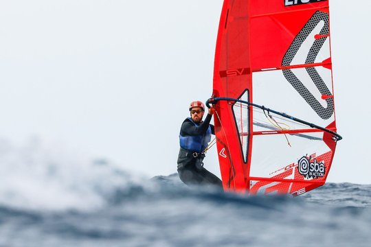 Europos IQFOIL čempionatas Lietuvos atstovams baigėsi paskutinę dieną taip ir nesulaukus vėjo