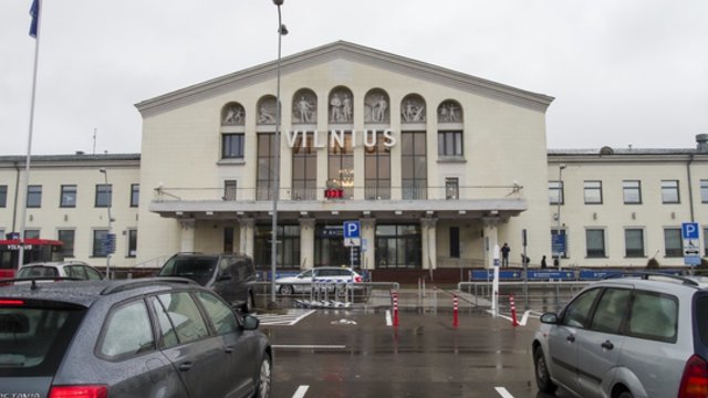 Dėl oro erdvės ribojimų Vilniaus oro uoste paveikta daugiau nei 7 tūkst. keleivių: ka svarbu žinoti