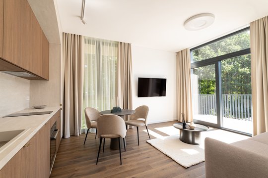 Gintarinės „Teleloto“ Kalėdos: kviečia laimėti prabangius apartamentus Lietuvos pajūryje