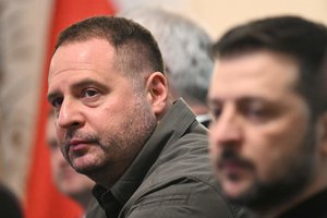 Aiškėja A. Jermako atleidimo dramos detalės: V. Zelenskiui – tirada įžeidimų