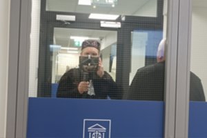 Teismo apsauga vėl kvietė policiją L. Ragelskiui: prie patikros posto vengė parodyti savo daiktus