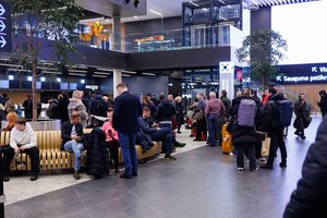 Vilniaus oro uostas atnaujino darbą: įspėja dėl skrydžių vėlavimų